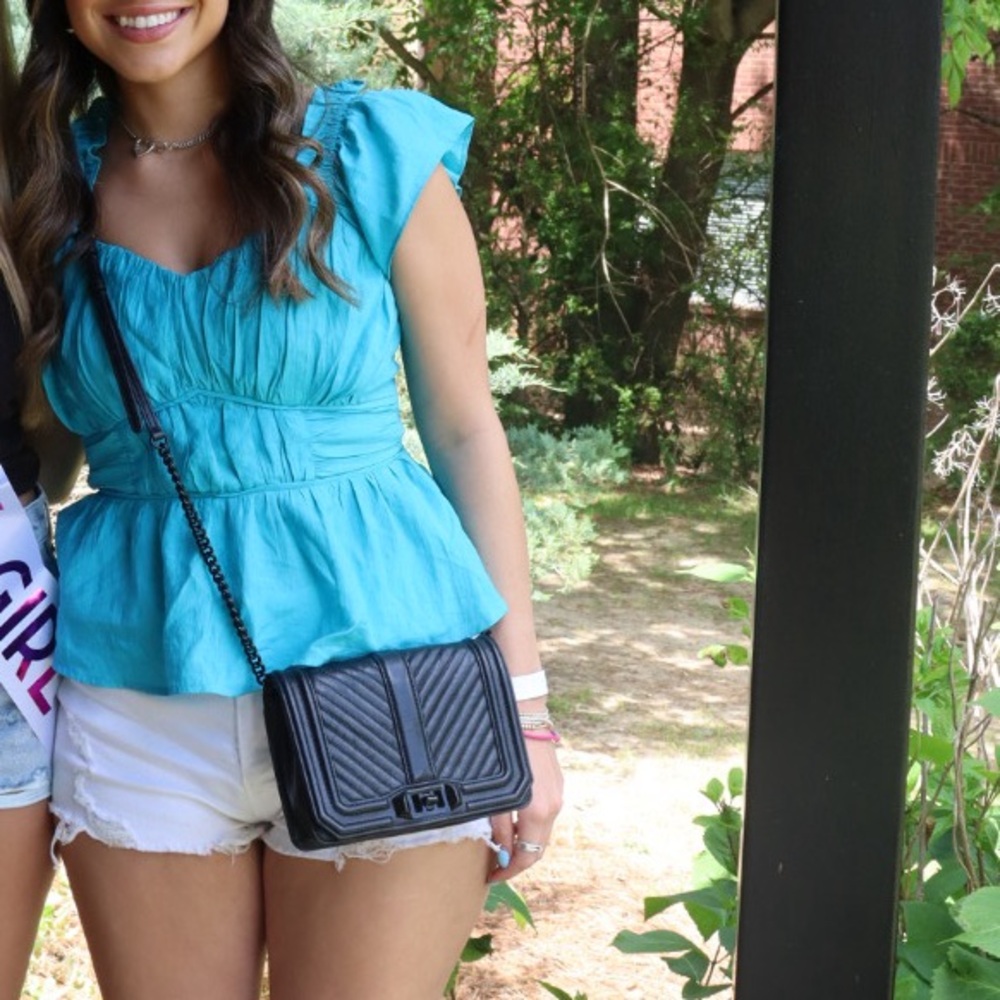 Blue top